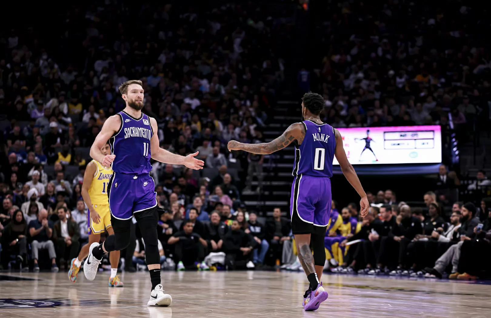 冲刺阶段萨克拉门托国王备战欧冠，状态回暖细节曝光，悬念犹存，轮换策略成焦点的简单介绍