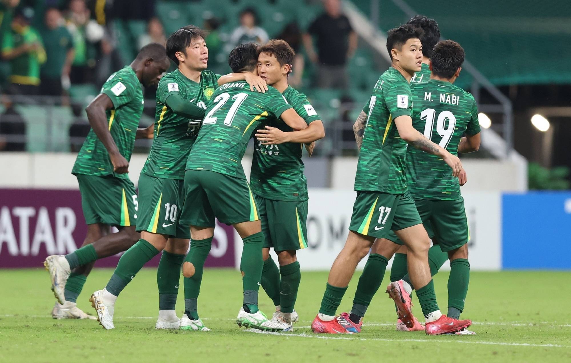 德国杯转会期再迎强敌；北京国安遗憾出局；主帅态度——媒体盛赞；轮换策略成焦点的简单介绍